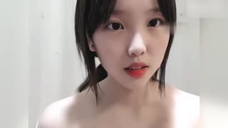 【裸聊实录】【抖音主播-小卉香香】和榜一大哥一对一，肥臀自慰