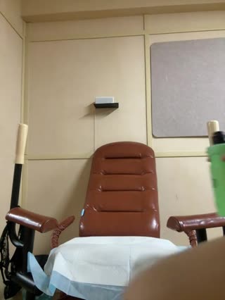 寂寞人妻玩假屌喷水_穴里白浆拉丝求真屌