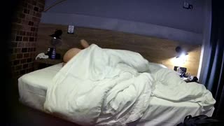 【偷拍盗摄】宾馆摄像头记录情侣开房打炮，偷情时操的就是激烈
