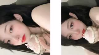 纯欲反差婊，00后嫩模[奶瓶]盛世美颜，各种诱惑~宅男福利！