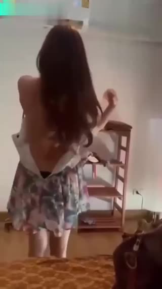 富二代约炮极品尤物拜金女顶级身材颜值被少爷各种姿势无套输出内射
